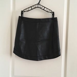 NWT BCBG black faux leather miniskirt